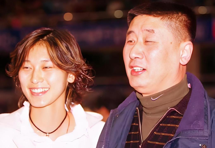 王思雨锁定胜局隋菲菲传承中国女篮精神