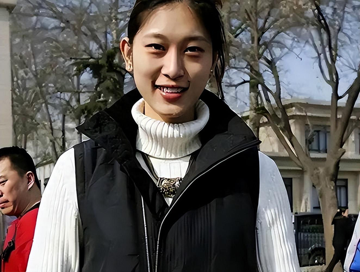 王思雨锁定胜局隋菲菲传承中国女篮精神