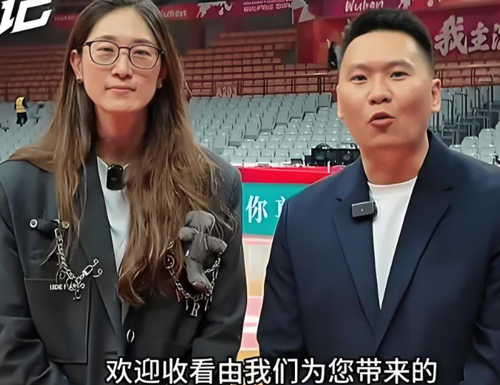 王思雨锁定胜局隋菲菲传承中国女篮精神