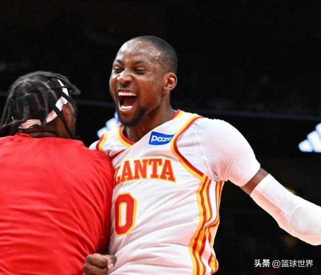 库明加老鹰首战低迷 面对强敌数据全面下滑