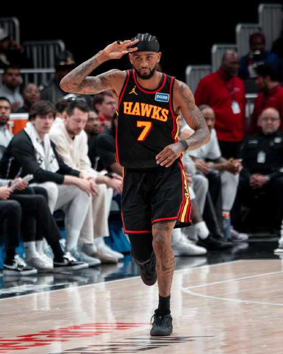 老鹰4年6000万签约三分王 创队史单赛季纪录