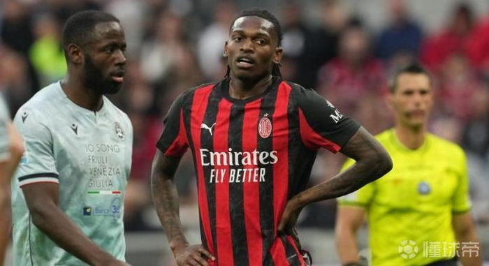 巴萨引援目标引热议：B席莱奥非首选，穆尼奥斯